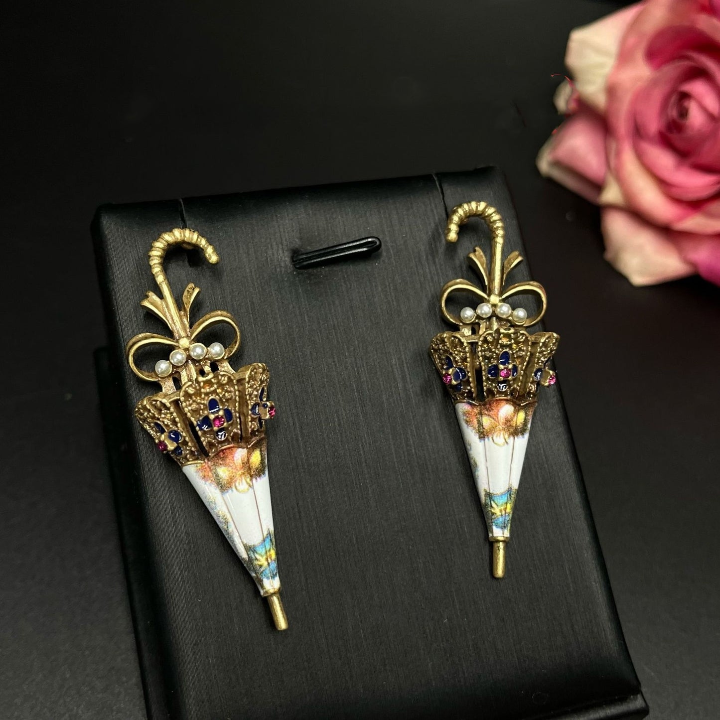 Vintage-Inspired Umbrella Dangle Earrings with Pearl and Enamel AccentsTT Design™