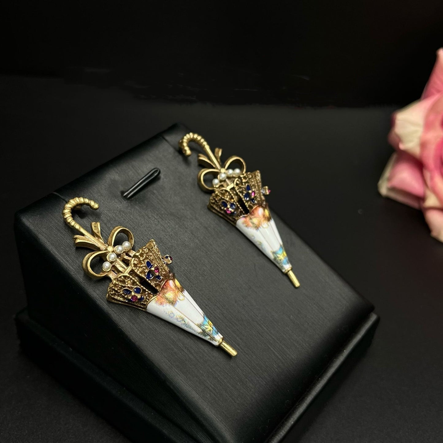 Vintage-Inspired Umbrella Dangle Earrings with Pearl and Enamel AccentsTT Design™